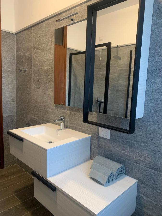 Lario Promenade: Family Friendly Apartment In Комо Екстер'єр фото